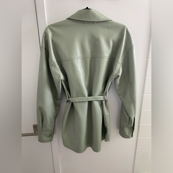 Aritzia Babaton Pelli Shirt Jacket in Vegan Leather - Picture 2 of 2
